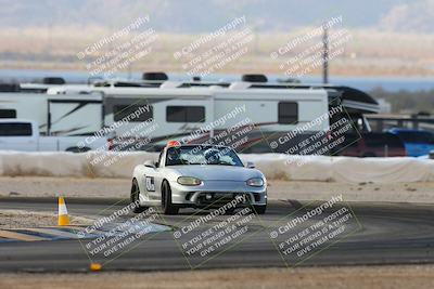 media/Jan-26-2025-SCCA SD (Sun) [[bcf61ed115]]/4-Women Novice/Session 2 (Turn 2)/